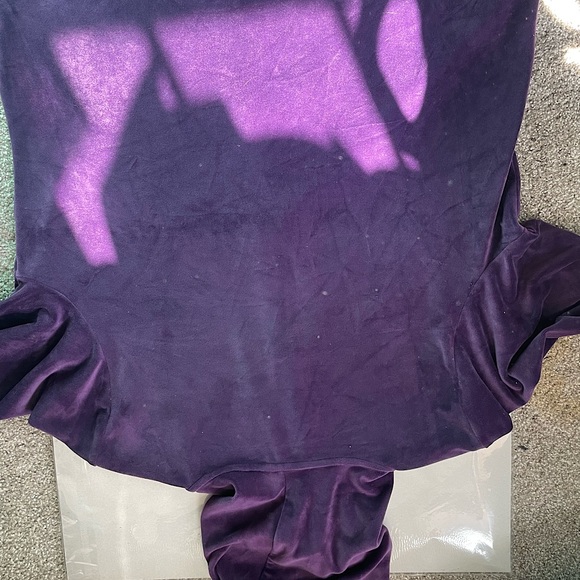 Juicy couture outfits. I have multiple. I lost the weight and they don’t fit - Picture 4 of 4